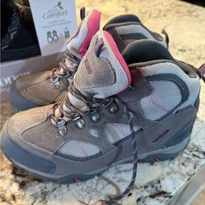 Women’s Hiking Boots Size 6 AND NWT Isotoner Black/GrayMemory Foam Slippers